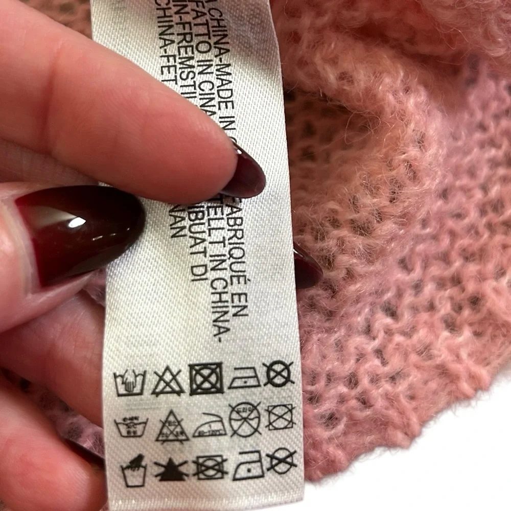 NWT ZARA Distressed‎ Knit Cropped Cardigan Sweater Pink Red White Medium